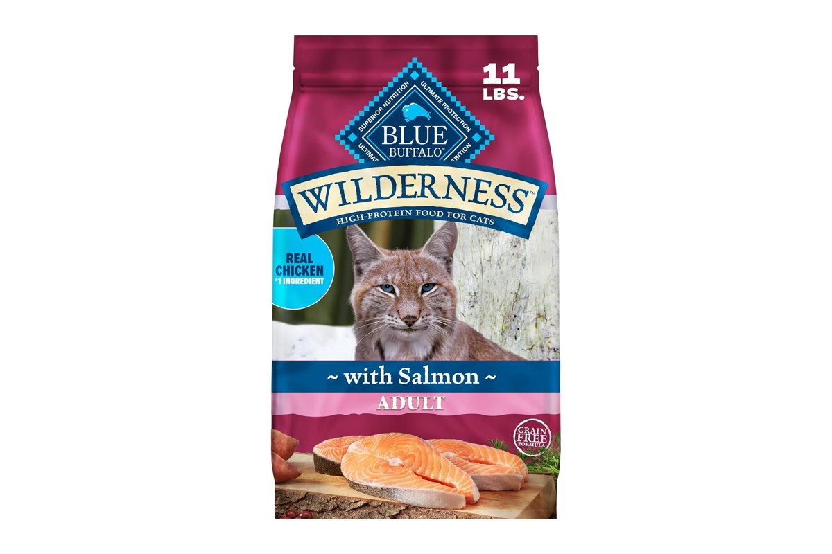 Bag of Blue Buffalo Wilderness Salmon grain-free adult dry cat food